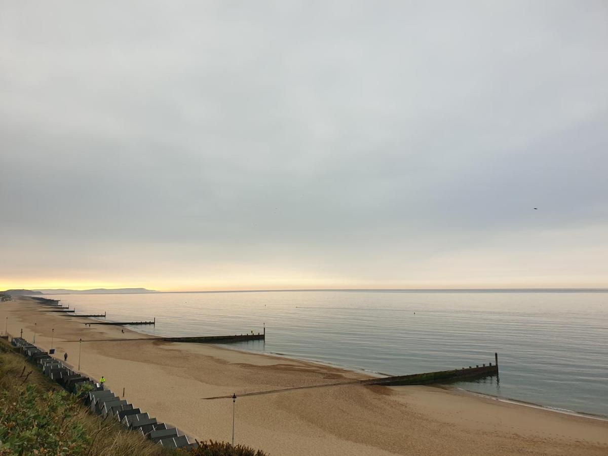 Lions Lodge: Great Location With Hot Tub Ringwood Esterno foto